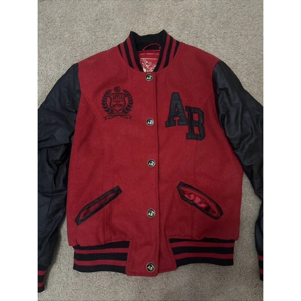 LOFT akcess varsity